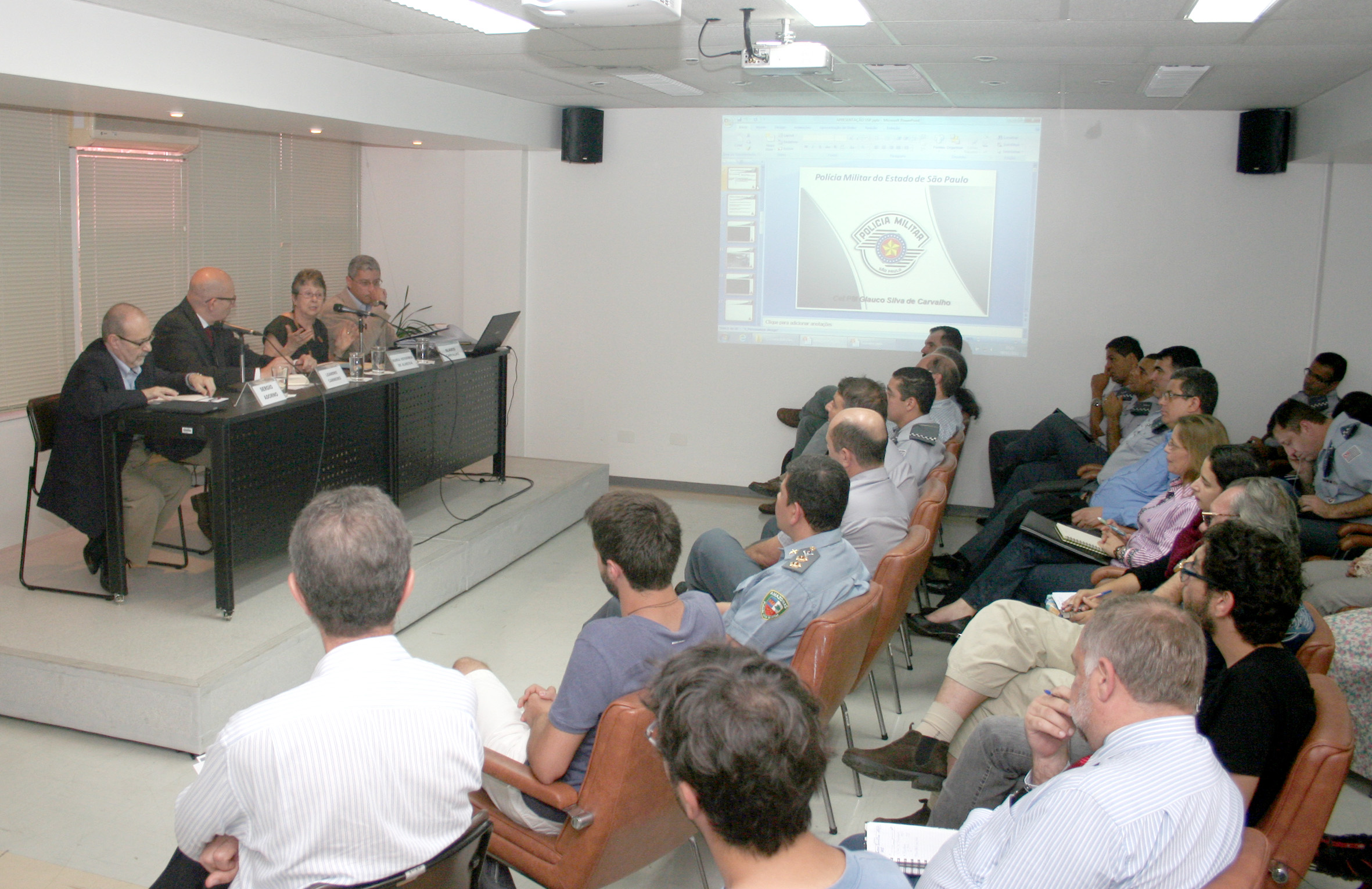 Sérgio Adorno, Leandro Piquet Carneiro, Maria Hermínia Tavares de Almeida e Glauco Carvalho