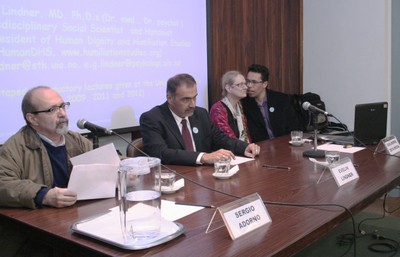 Sergio Adorno, Guilherme Assis de Almeida, Evelin Lindner e tradutor 