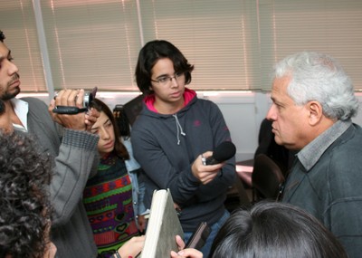 Alunos entrevistam Ariovaldo de Oliveira