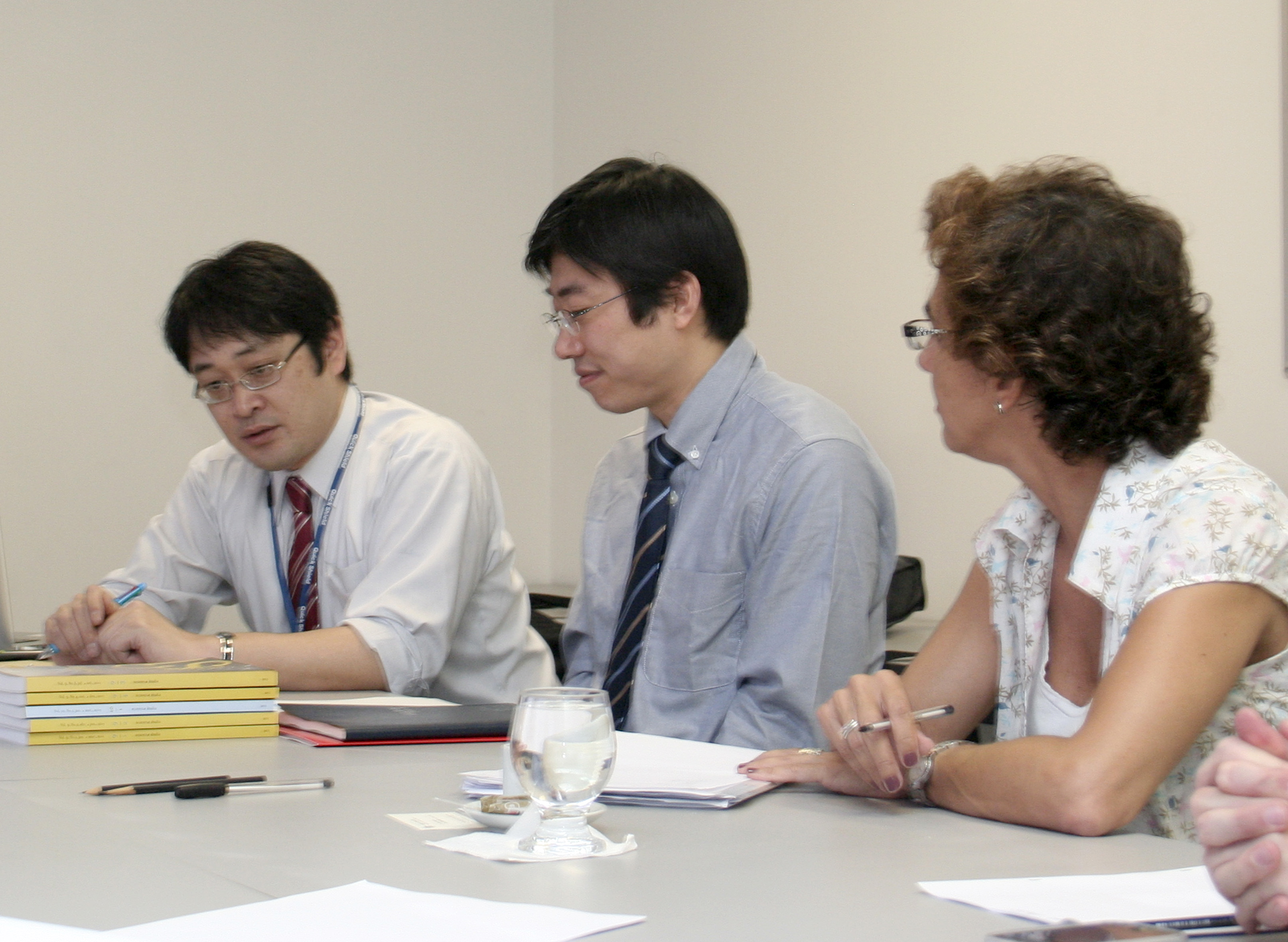 Susumu Saito, Dapeng Cai e Sylvia Dantas