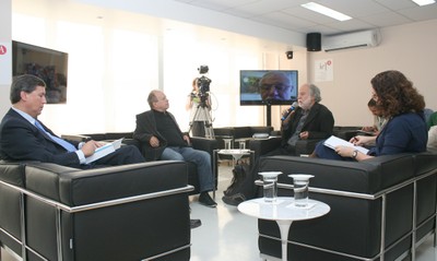 Pedro Dallari, Renato Janine, Bernardo Sorj via video conferência, Massimo Canevacci e Deisy Ventura