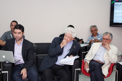 Alexey Dodsworth Magnavita, José da Rocha Carvalheiro e José Álvaro Moisés