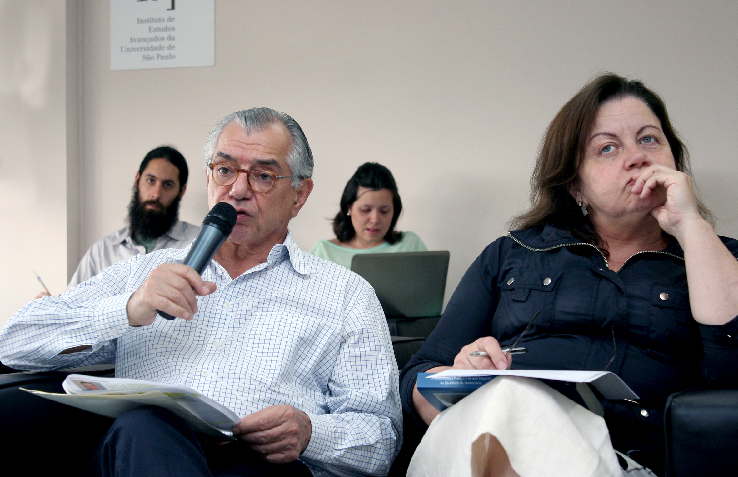 José Álvaro Moisés e Rachel Meneguello