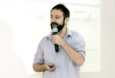 Lorenzo Baravalle em sua exposição