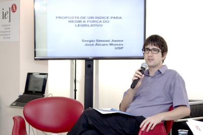 Sérgio Simoni Jr