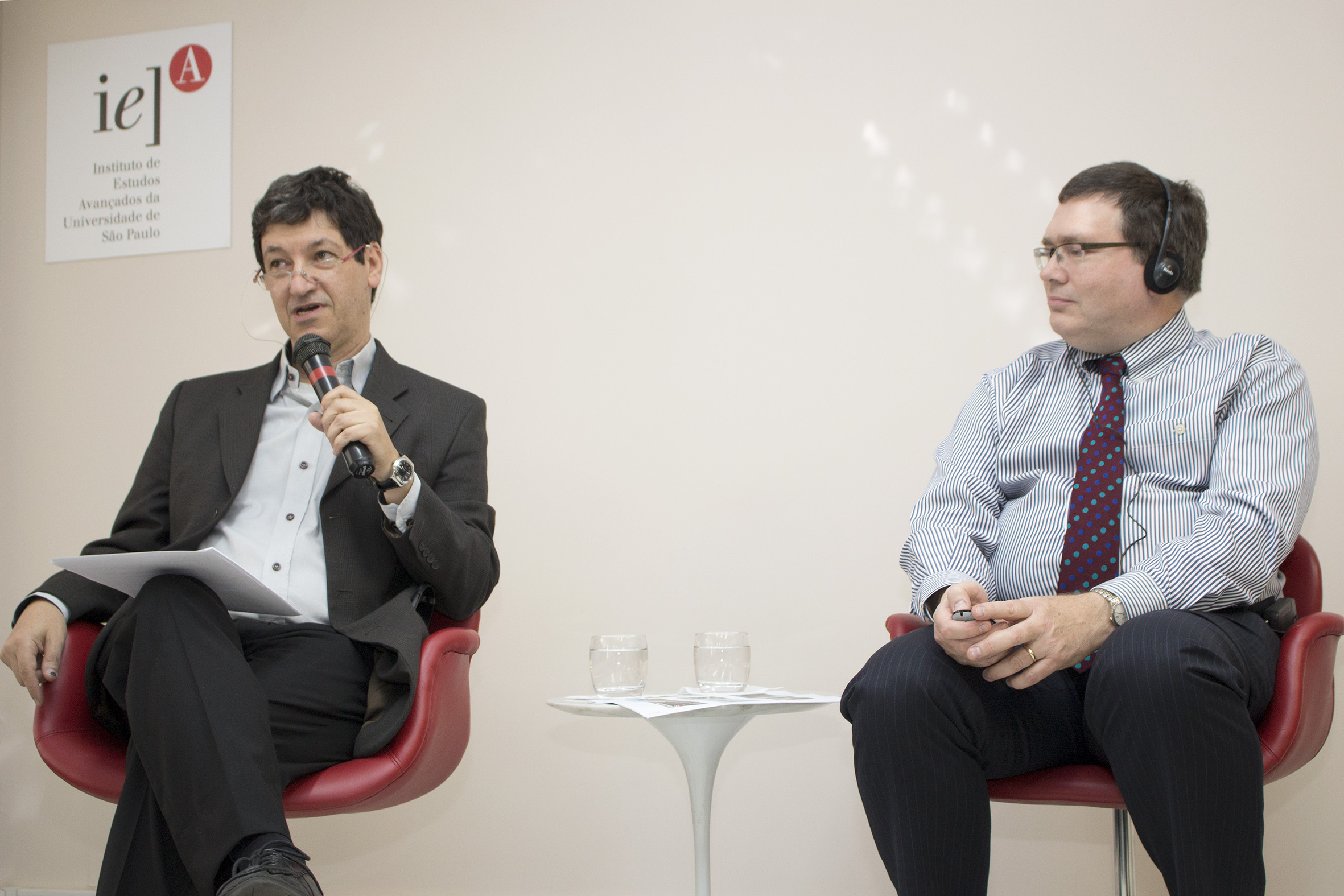 Mario Sergio Salerno e Richard A. Williams