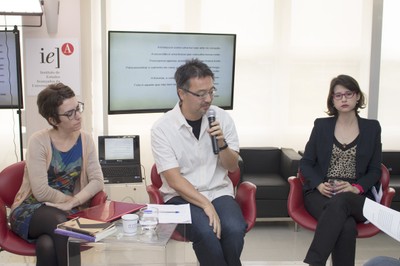 Paloma Vidal, Paulo Endo e Laura Mascaro