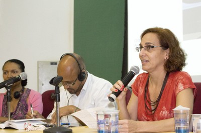 Sylvia Dantas faz a abertura do evento e apresenta Christopher Sonn