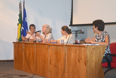 Carlos Augusto Monteiro, Denise Costa Coitinho, Ana Lydia Sawaya e Semíramis Martins Álvares Domene