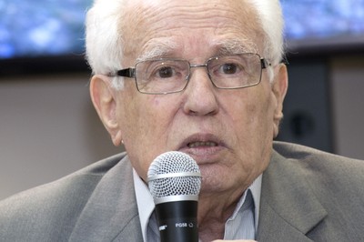 José Goldemberg