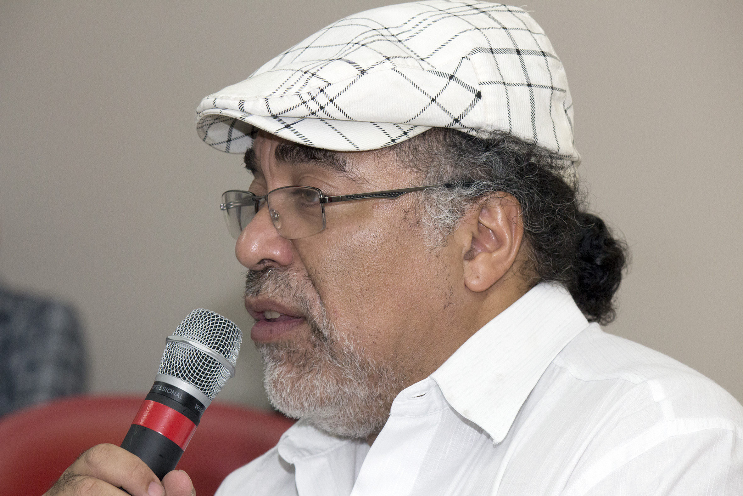 Dennis de Oliveira