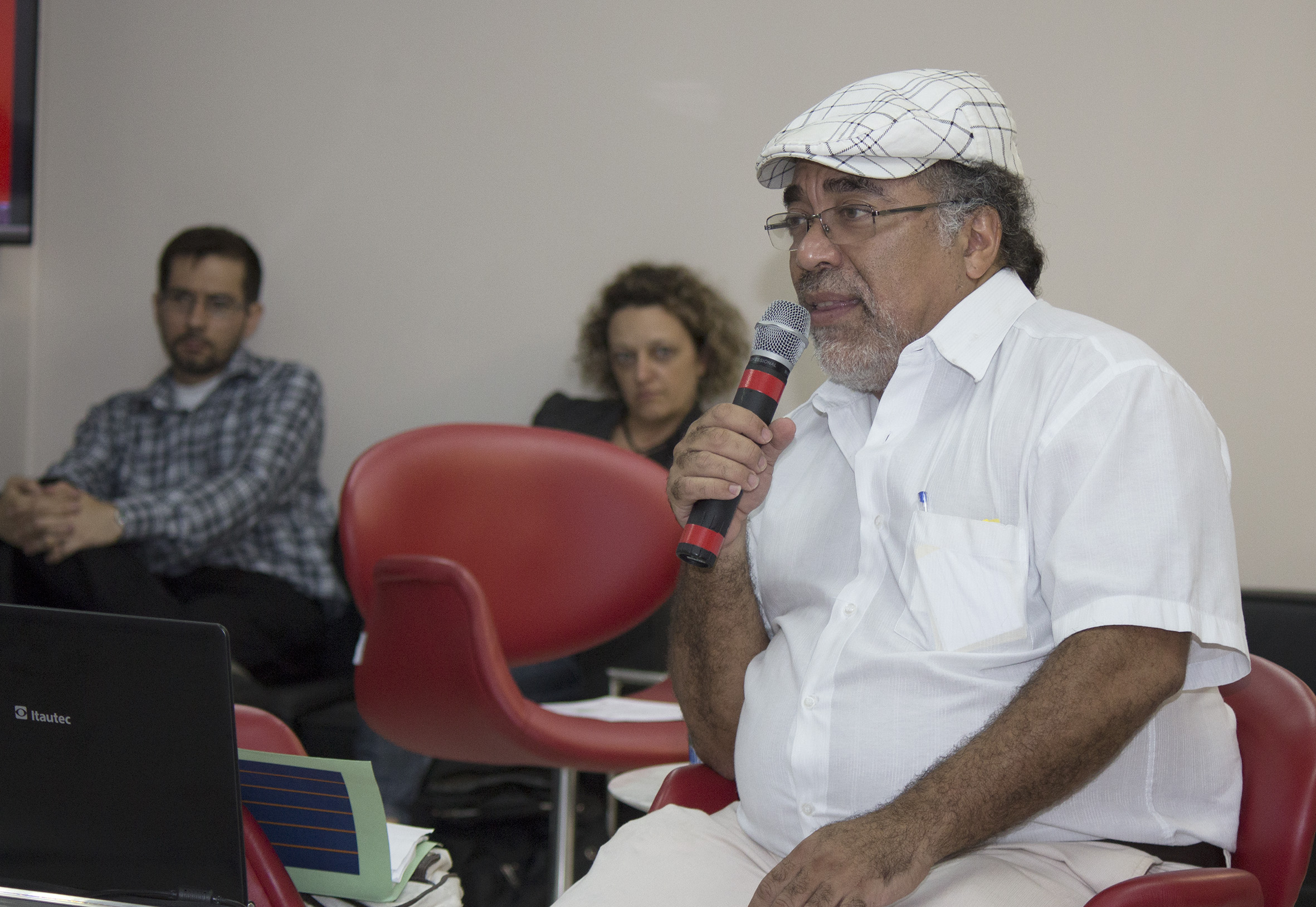 Dennis de Oliveira