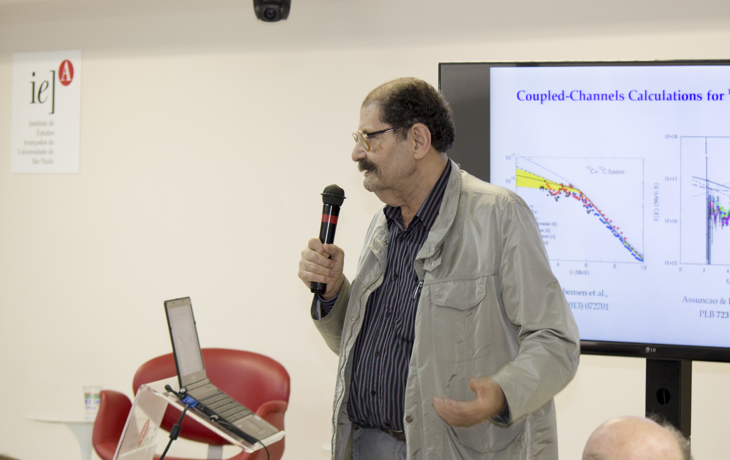 Mahir Saleh Hussein faz agradecimento e encerra o evento