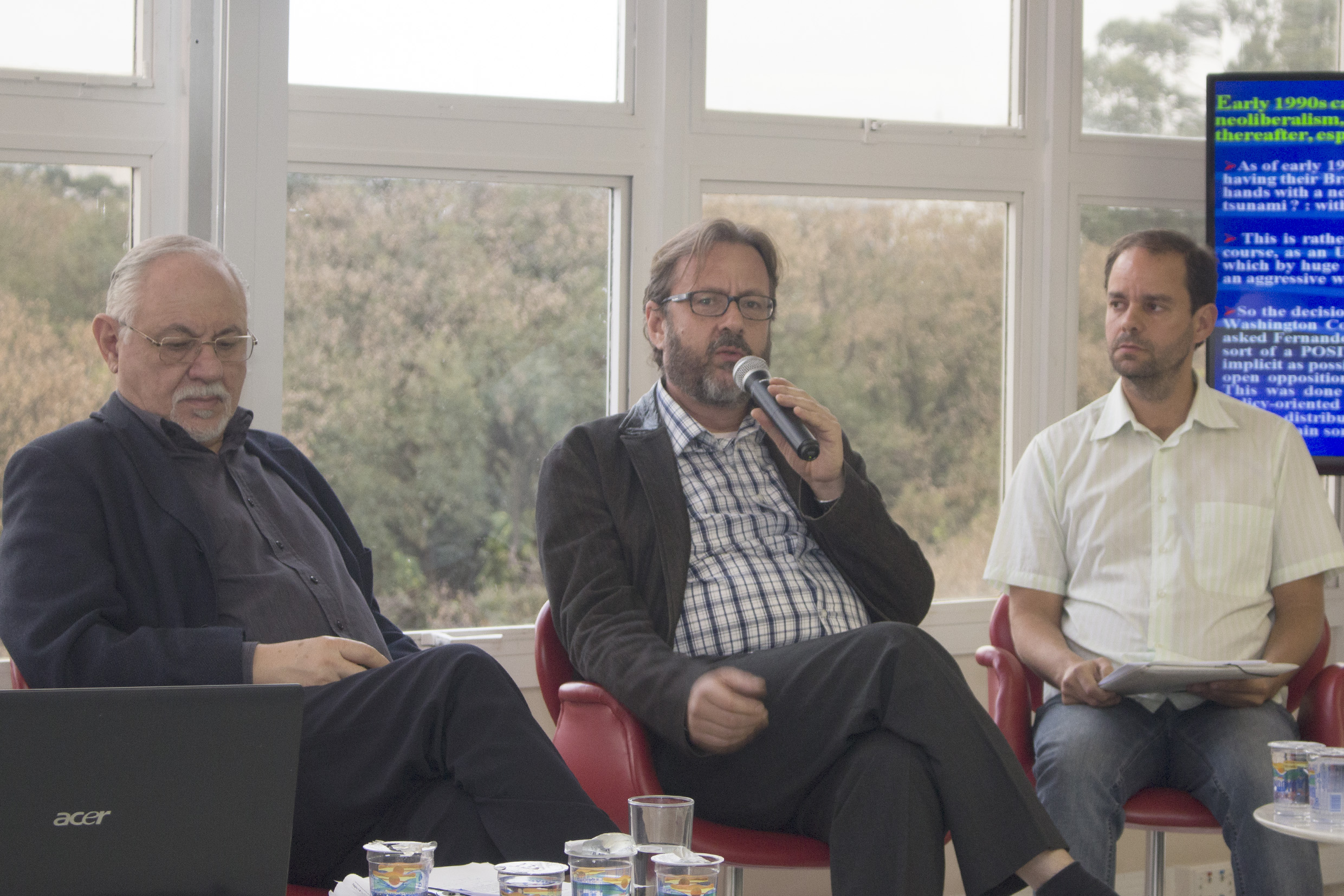 Bernardo Sorj, Márcio Bobik Braga e Fabio Santos