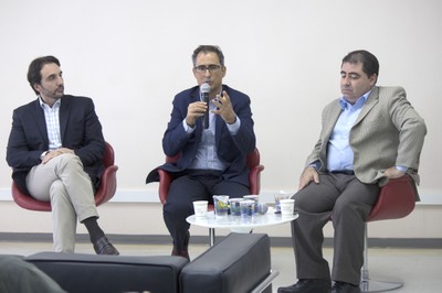 Weber Amaral abre o evento e apresenta os expositores