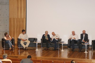 Renata Marchetti, Luciano Verdade, Marcos Buckeridge, Gonçalo Pereira, Carlos Clementi Cerri e Eduardo Giacomazzi