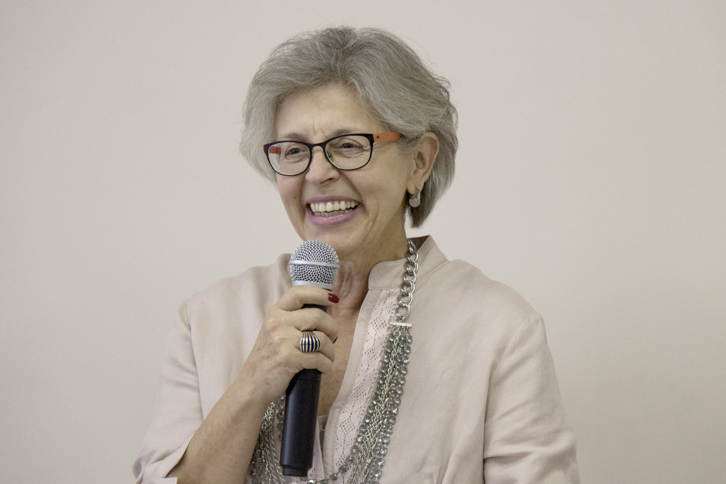 Neli Aparecida de Mello-Théry