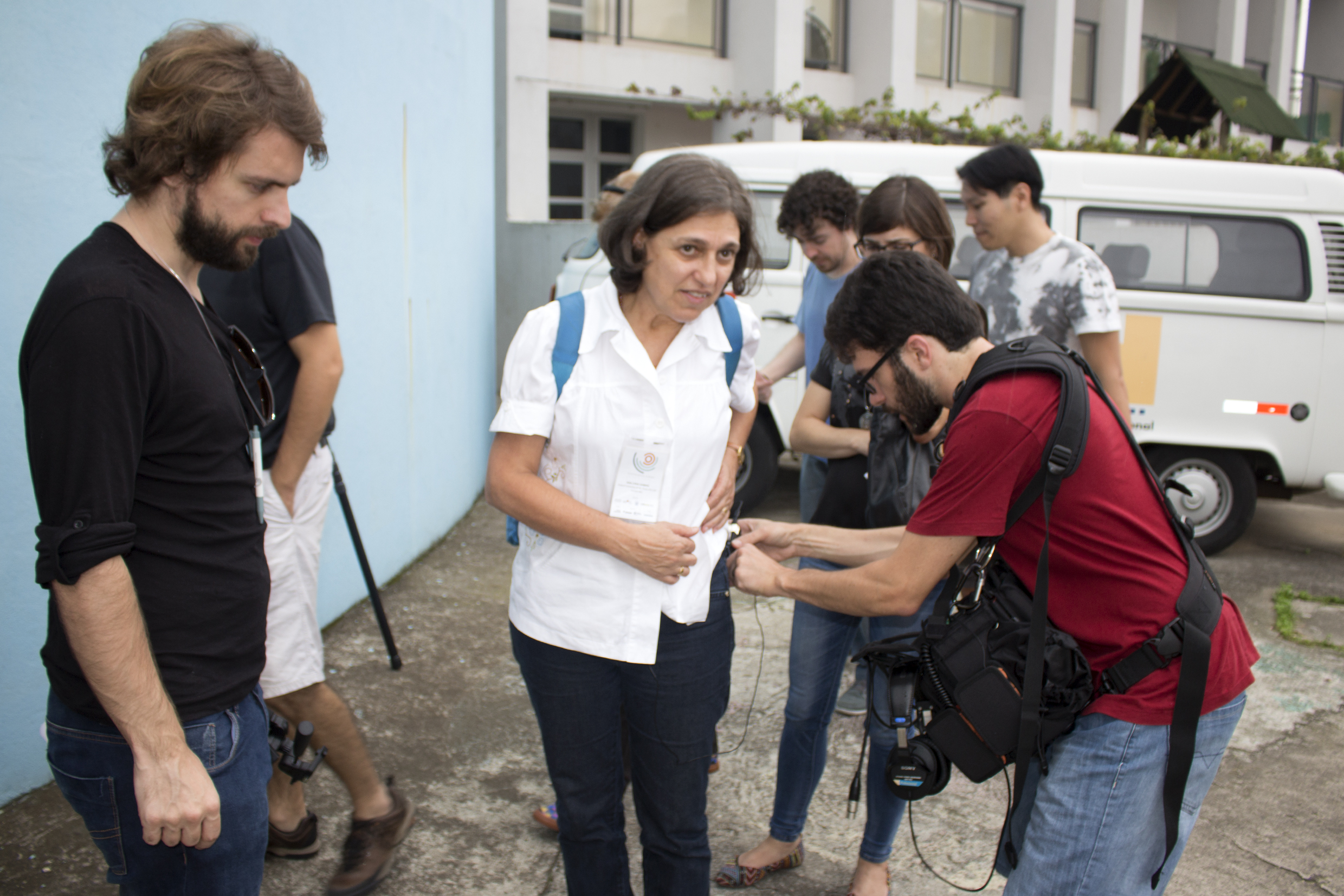 Relatores críticos preparam Ana Lydia Sawaya para gravação no CREN - Roteiro Científico-Cultural: Periferias e <> Centralidades - 19 de abril de 2015
