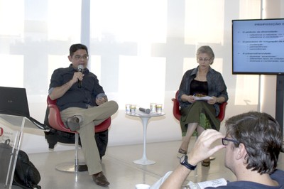 Saint-Clair Cordeiro da Trindade Júnior inicia sua apresentação