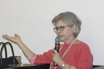 Neli Aparecida de Mello-Théry