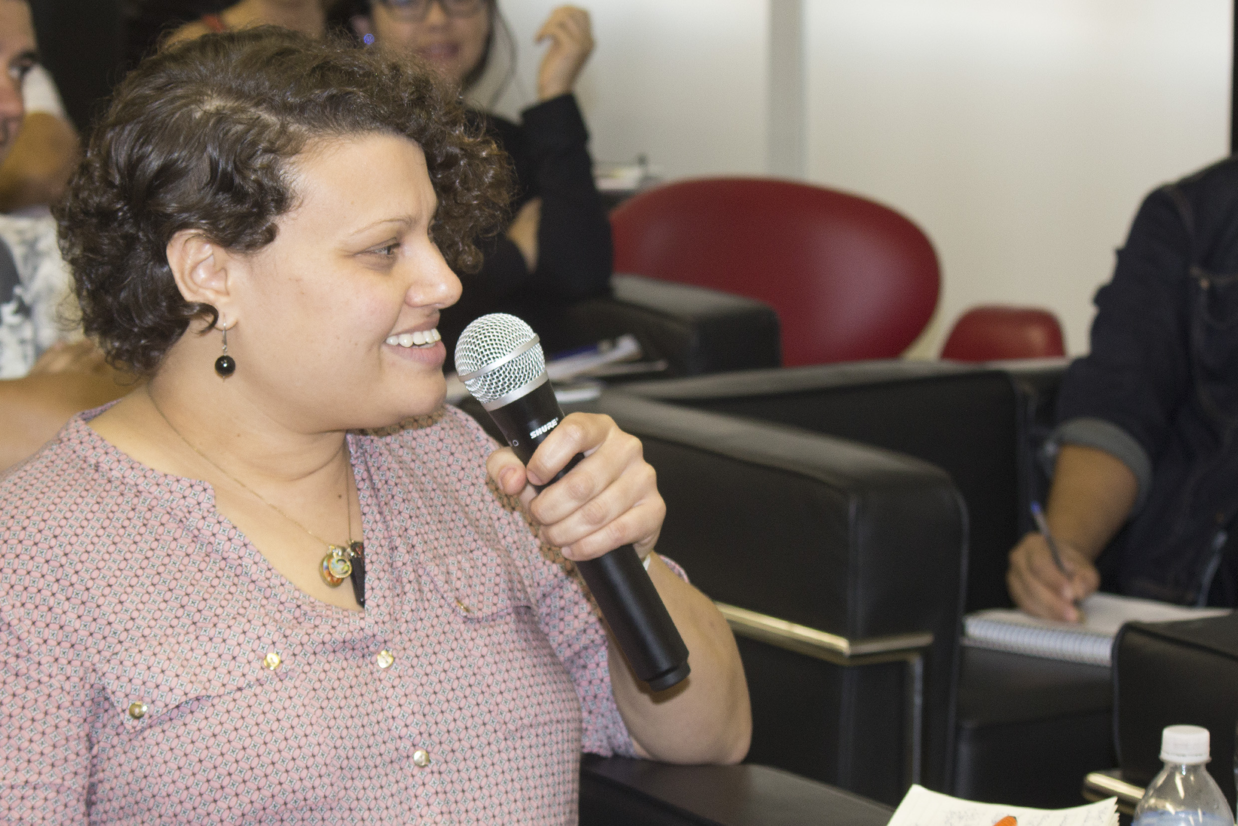 Fabiana Cunha da Silva participa do debate