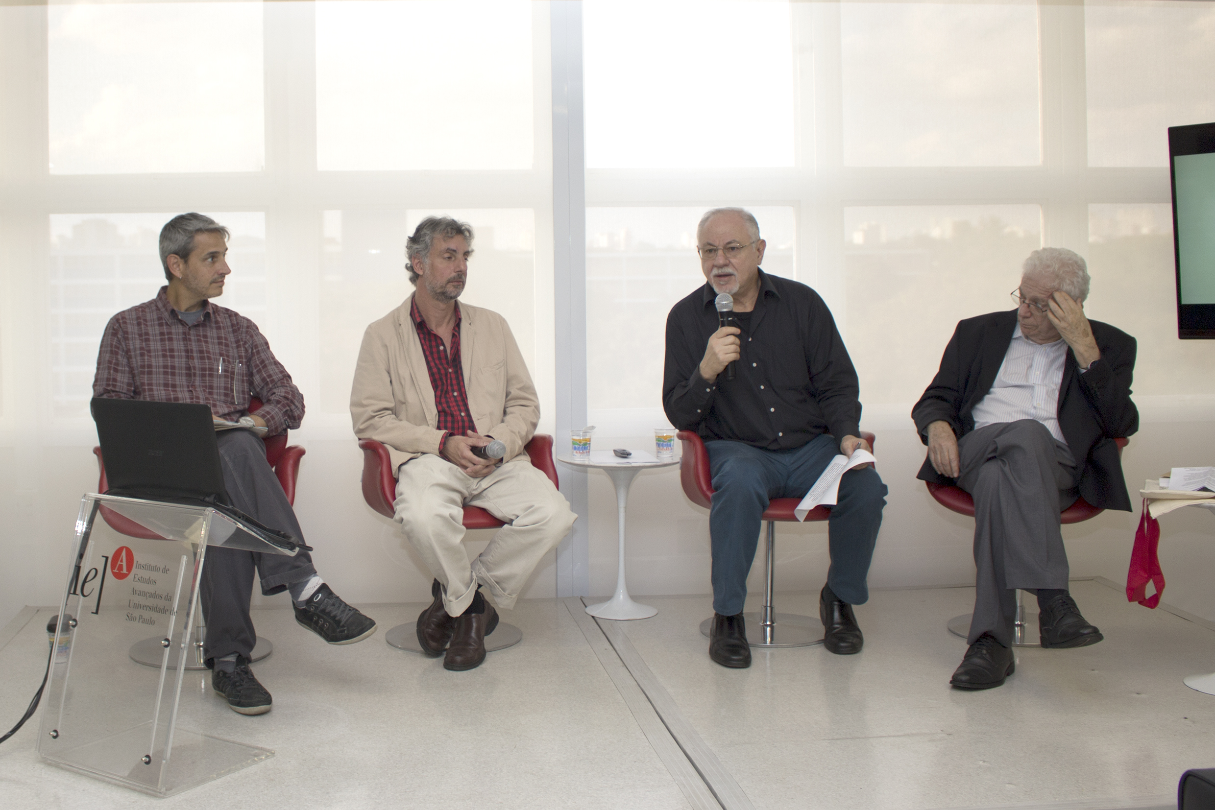 Adrian Gurza Lavalle, José Maurício Domingues, Bernardo Sorj e Simon Schwartzman
