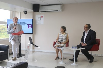 Martin Grossmann abre o evento e apresenta os expositores