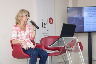 Mirta Dina Geary