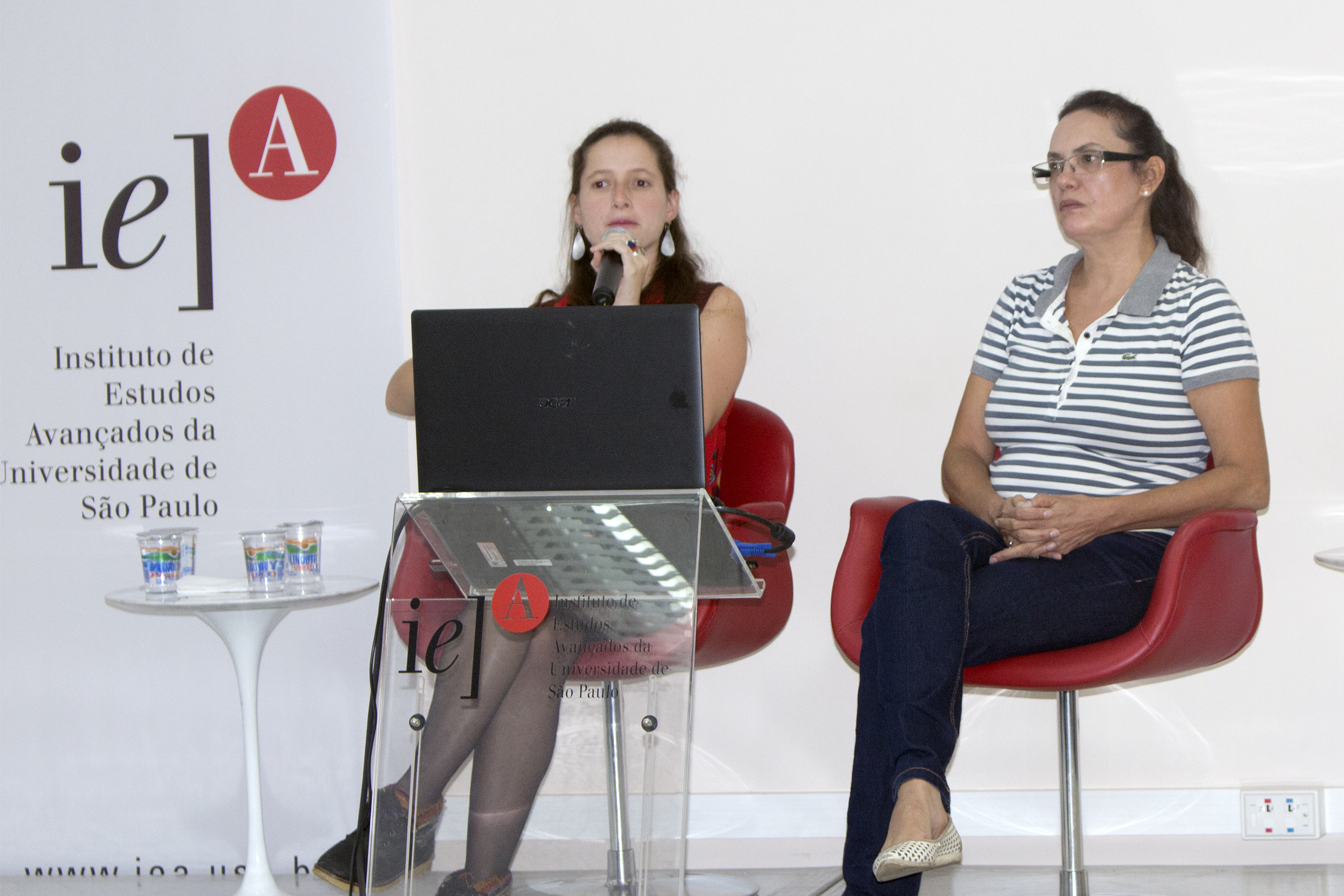 Carla Moura e Jane Ramirez