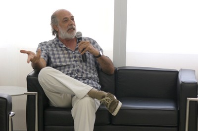 Pablo Mariconda faz perguntas ao expositor