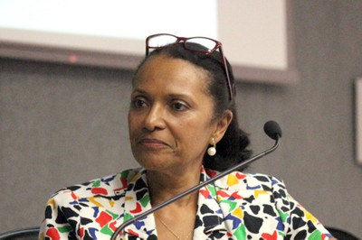 Ligia Fonseca Ferreira 