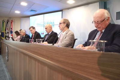 Abertura - A partir da direita: Jorge Gerdau, Martin Grossmann, Alexandre de Moraes e Marcos da Costa - (15-09-2015)