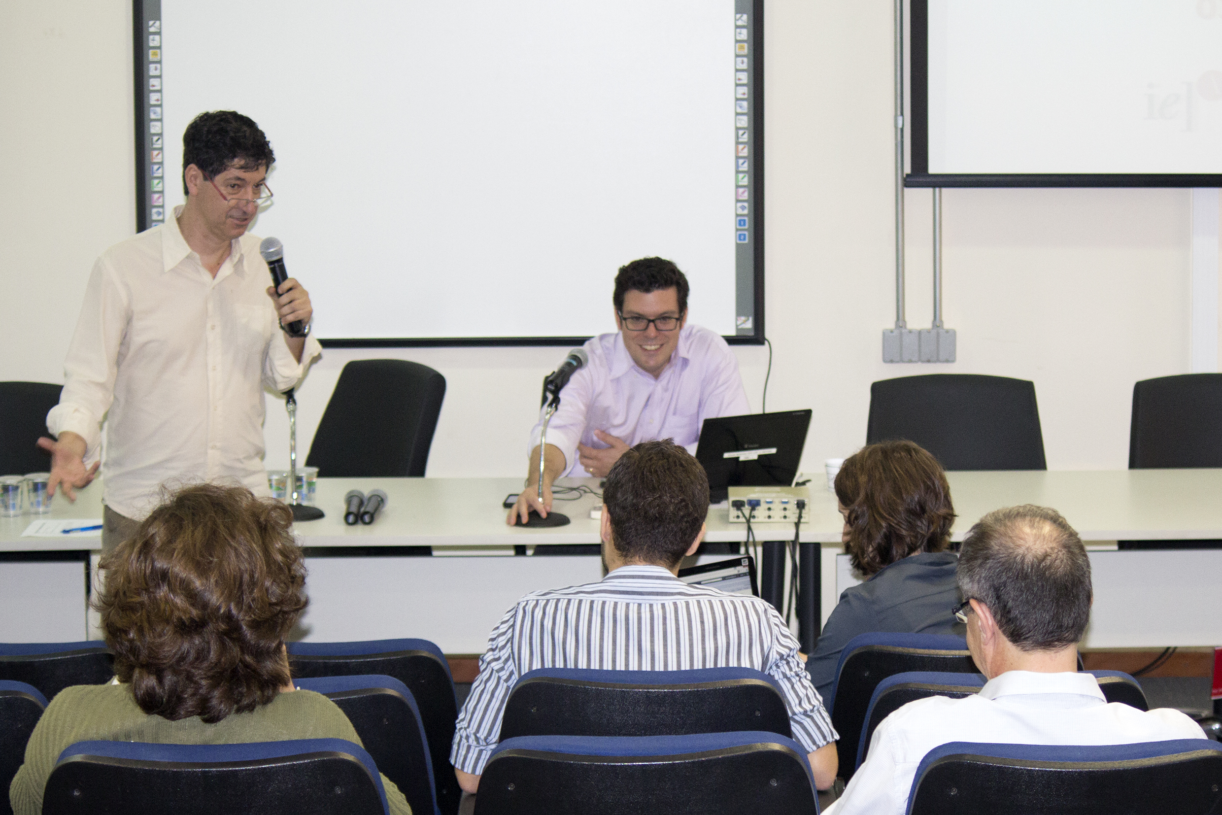 Mario Sergio Salerno faz a abertura do evento e apresenta Bruno César Araújo
