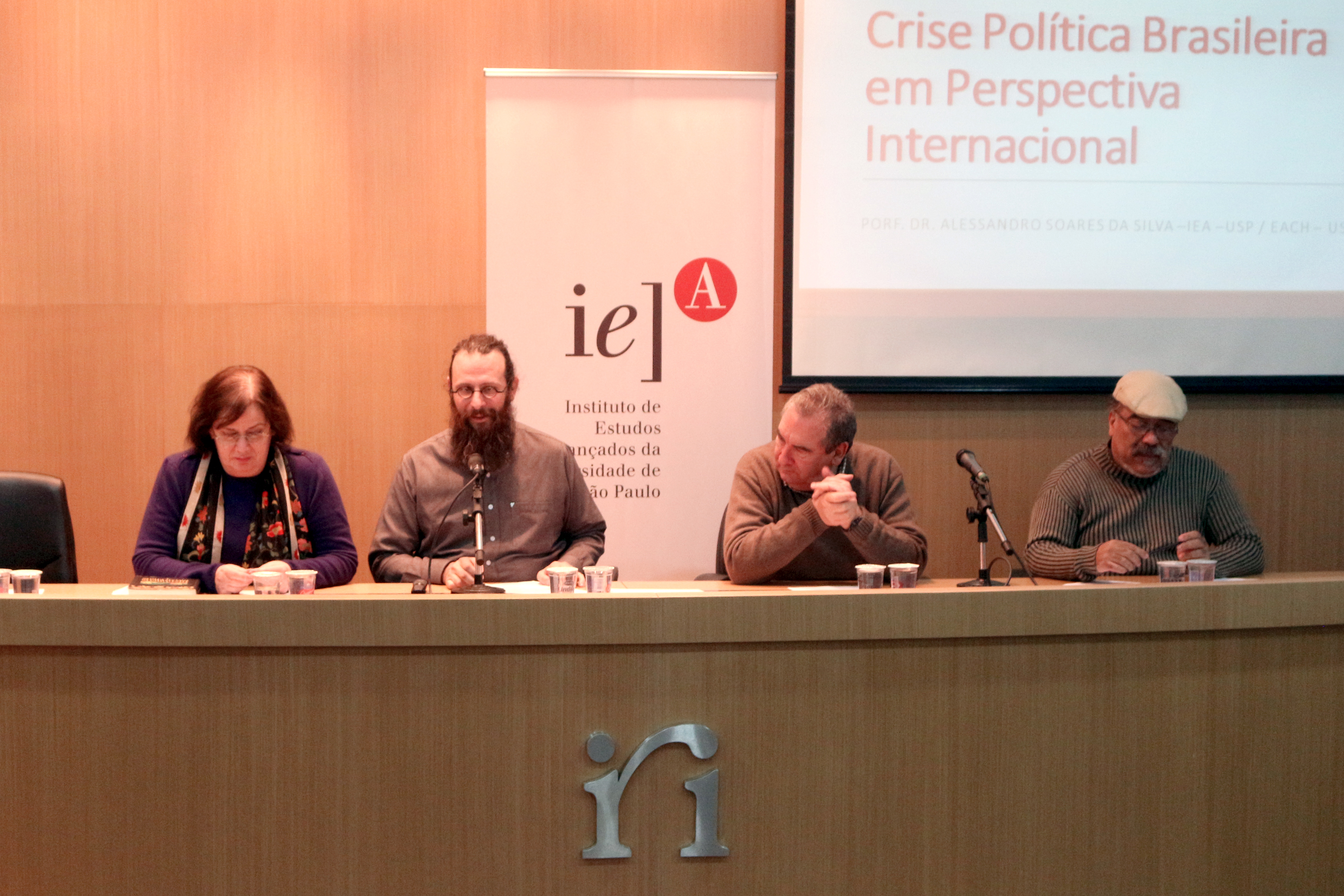 Eda Tassara,  Alessandro Soares da Silva, Carlos Sixirei Paredes e Dennis de Oliveira