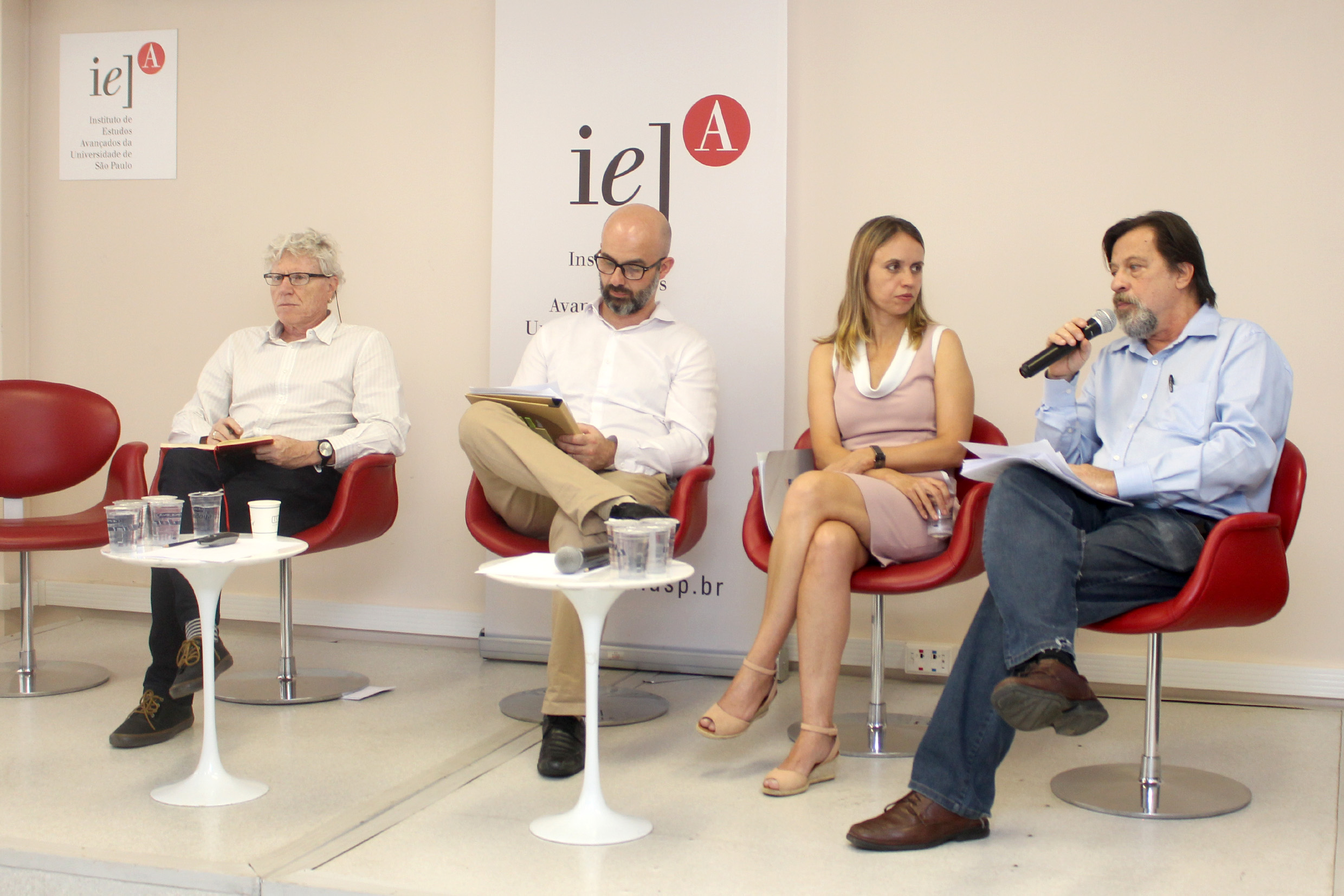Pedro Jacobi, Patrícia Constante Jaime e Leandro Giatti, Célio Bermann 