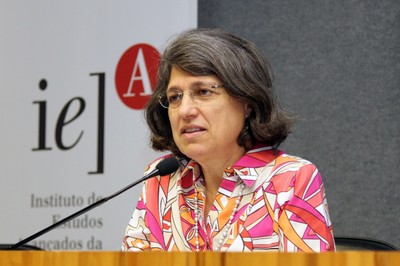 Ana Lydia Sawaya abre o evento