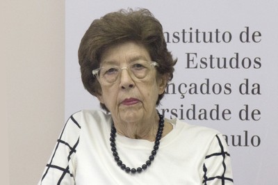 Regina Salgado Campos - 03/10/2016