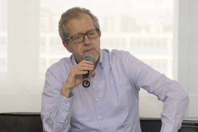 João Paulo Capobianco fala durante o debate