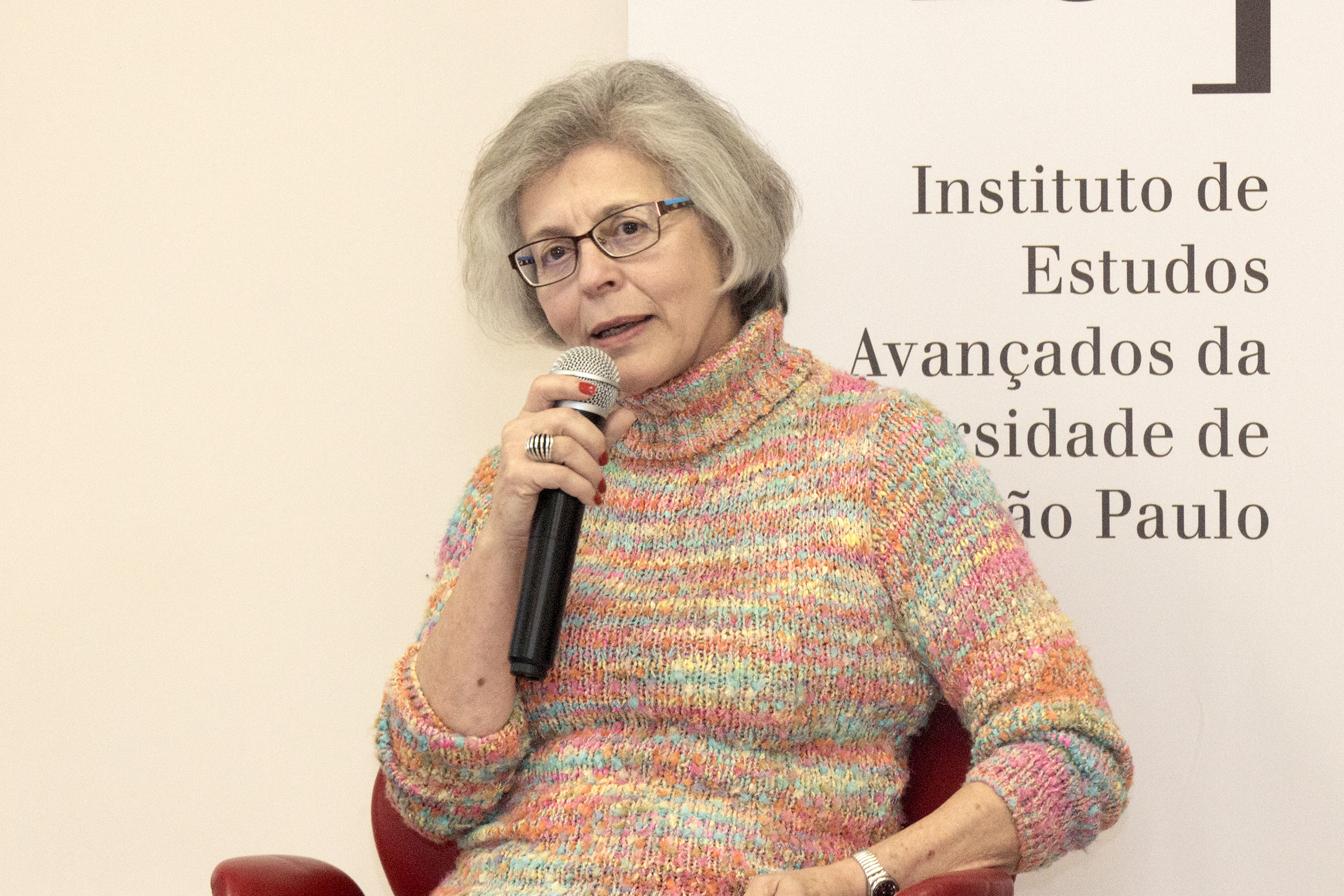 Neli Aparecida de Mello-Théry 