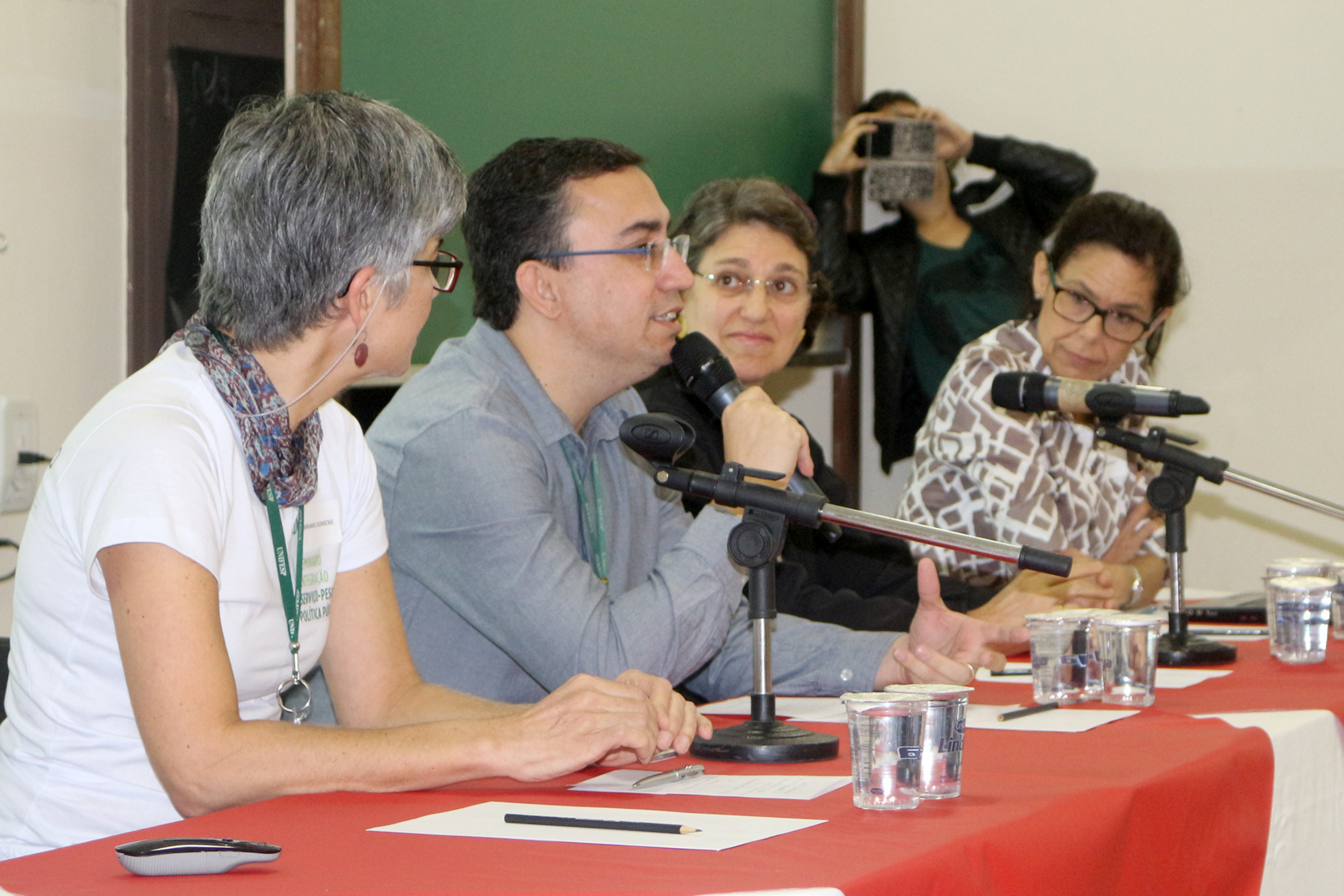 Semíramis Martins Álvares Domene, Odair Augusto Junior, Ana Lydia Sawaya e Gisela Solymos