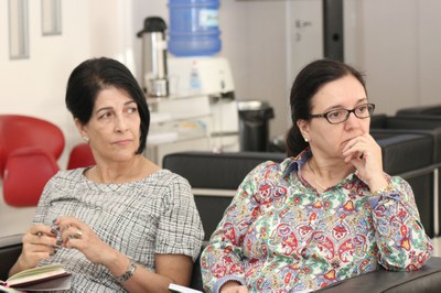 Lúcia Maciel Barbosa de Oliveira e Isis Baldini