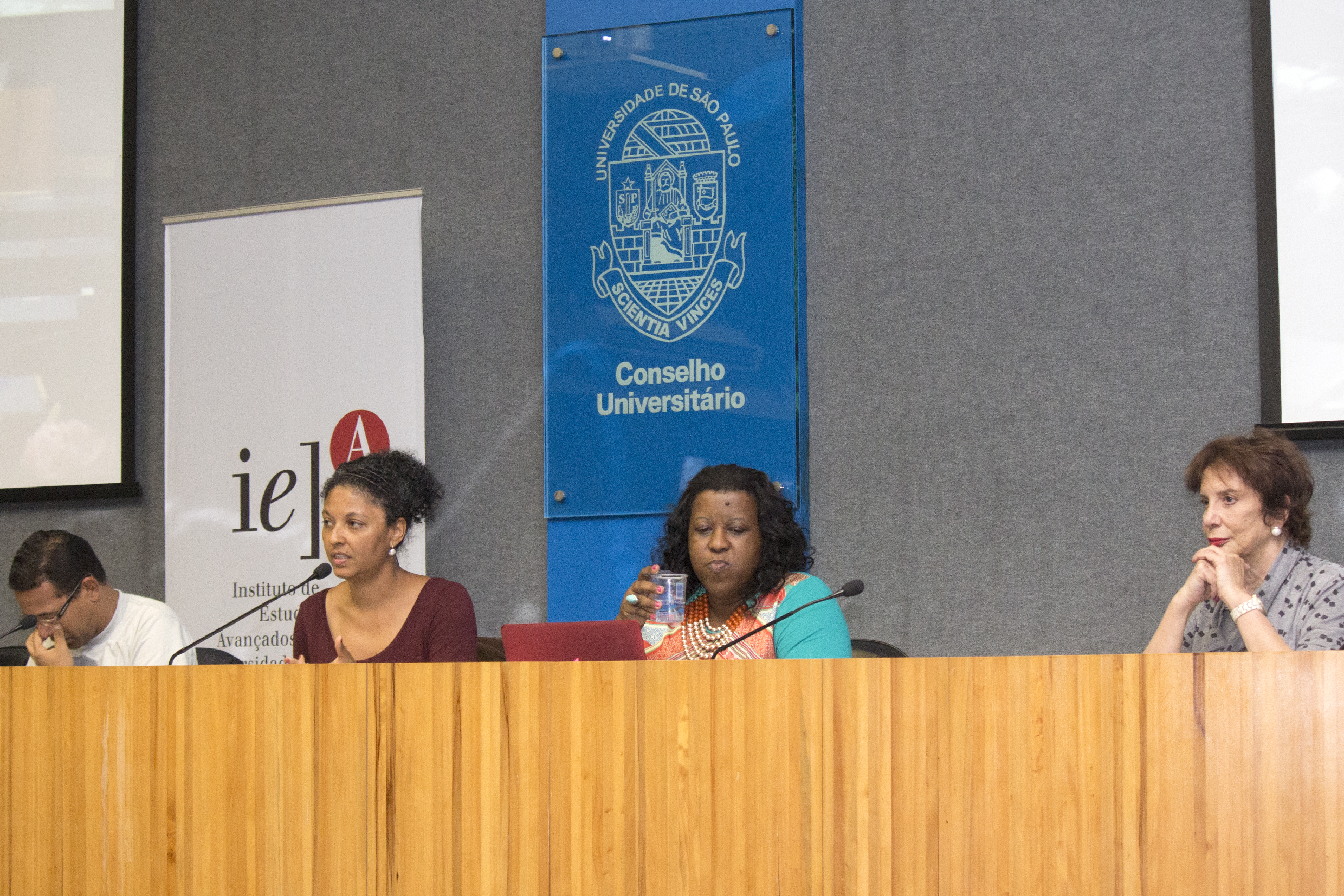 Cleber Ferreira dos Santos, Diana Mendes Machado da Silva, Macaé Evaristo e Maria Cecília Cortez - Mesa 2 - 28/09/2016