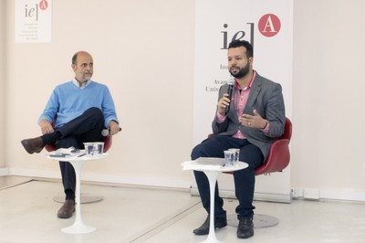 Leonardo Gomes apresenta o expositor