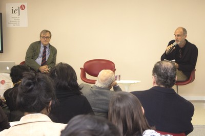 Martin Grossmann, ex-diretor do IEA, apresenta Till Roenneberg