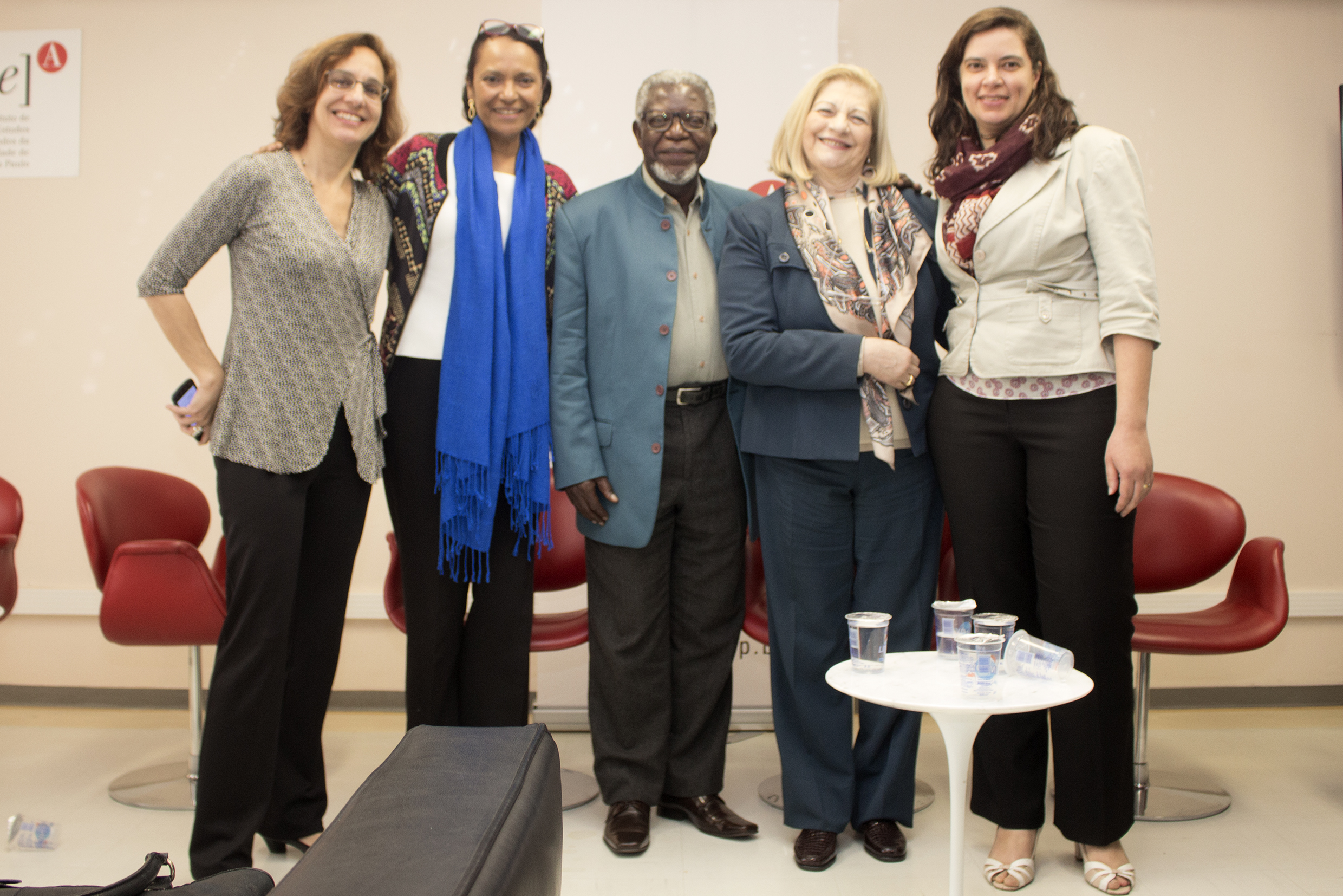 Sylvia Dantas, Ligia Fonseca Ferreira, Kabengele Munanga, Maura Véras e Adriana Capuano de Oliveira
