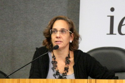 Sylvia Duarte Dantas encerra o evento e agradece a participação de todos