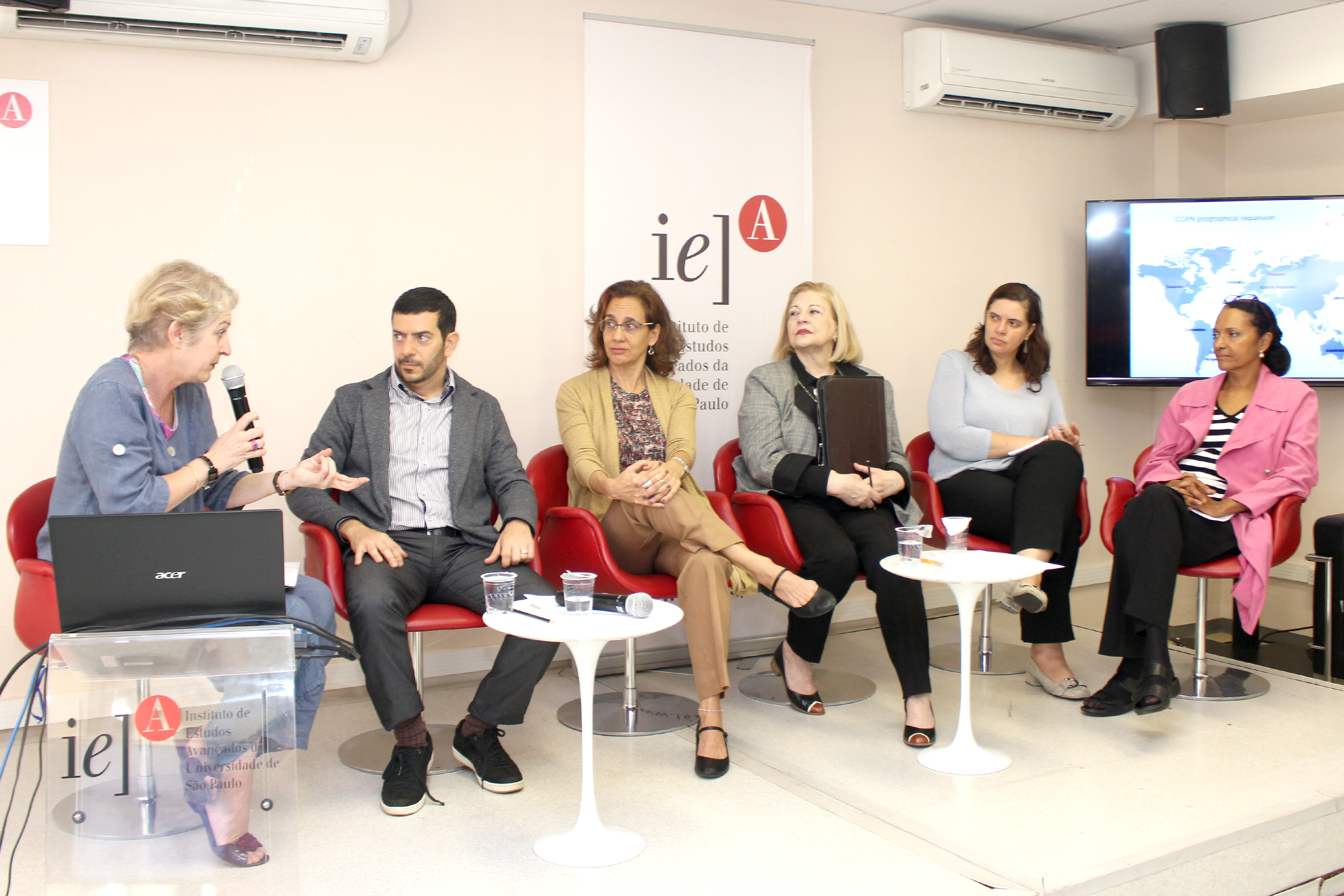 Sylvie Debs, Paulo Farah, Sylvia Dantas, Maura Veras, Adriana Capuano de Oliveira e Ligia Fonseca Ferreira