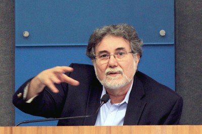 Carlos Américo Pacheco 
