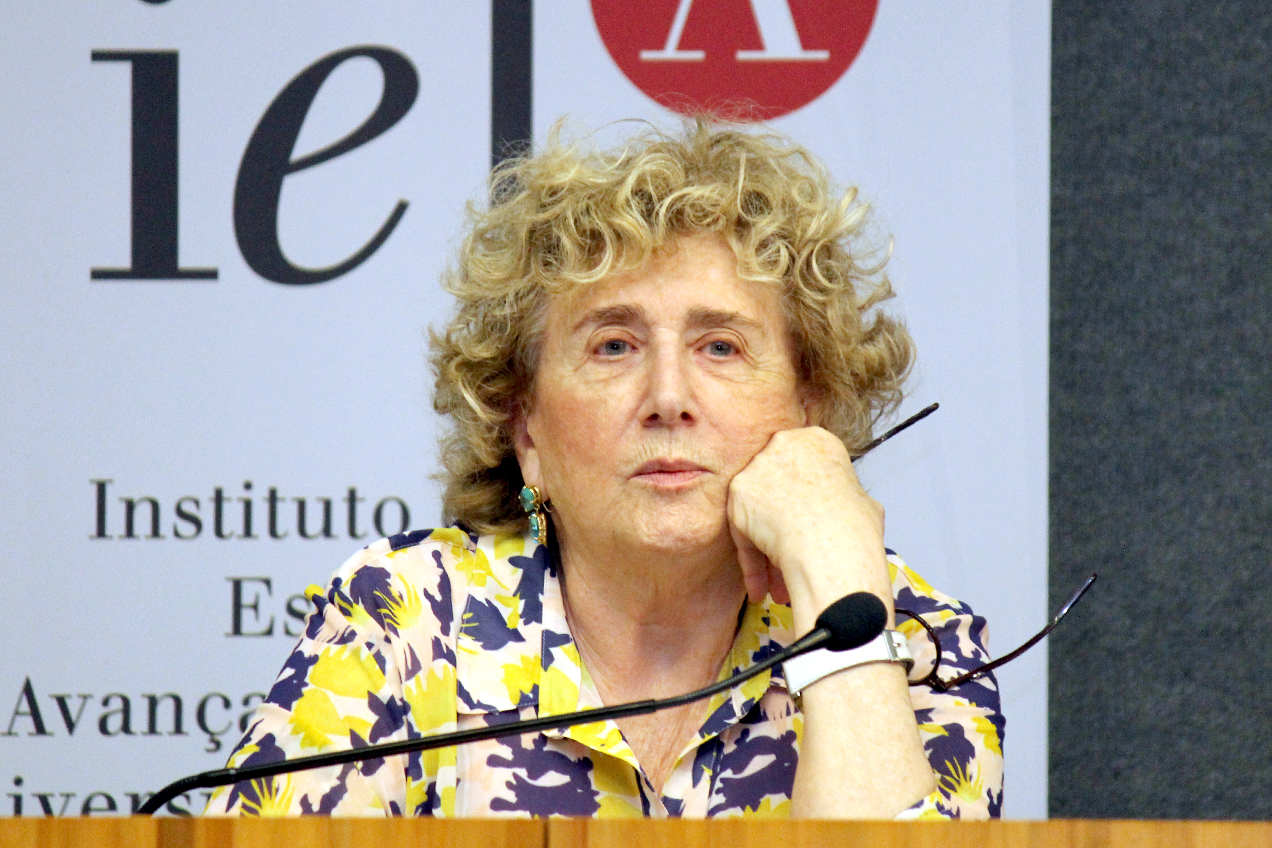 Eva Blay