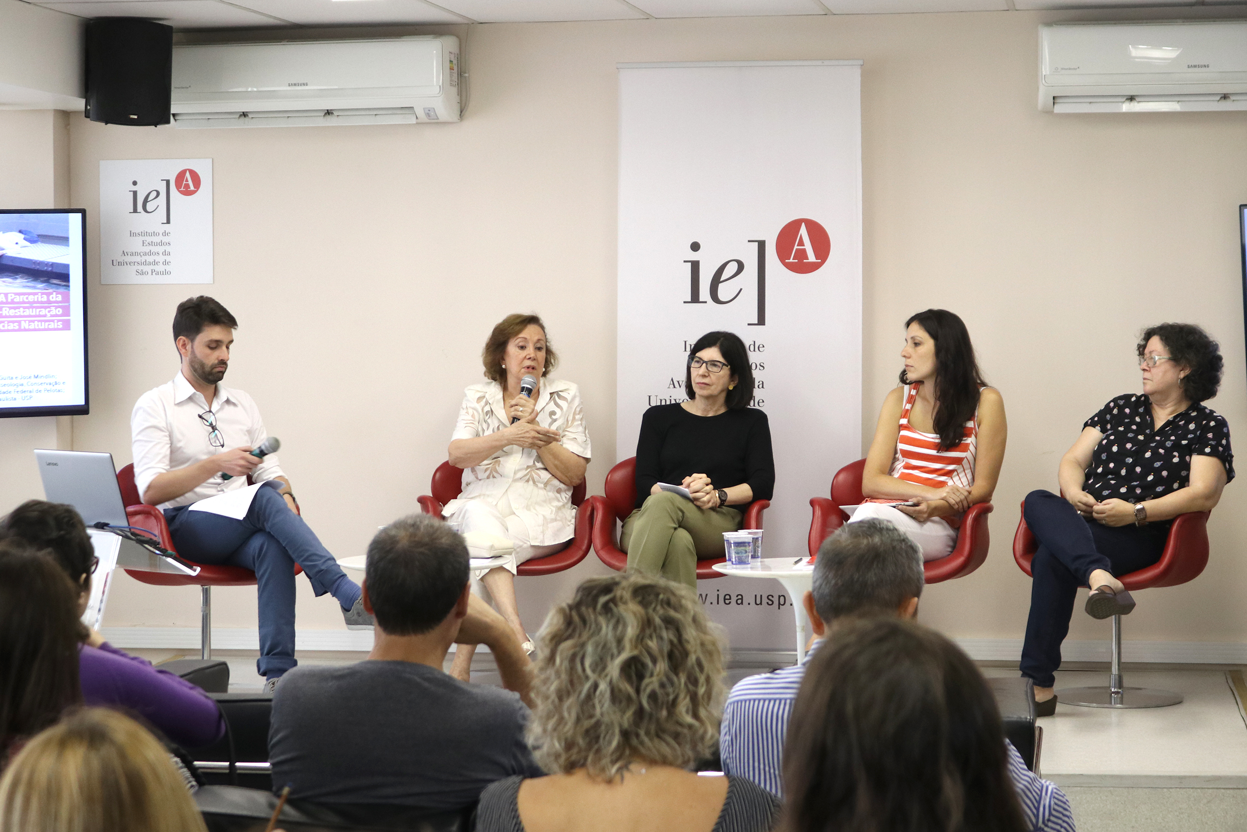 Thiago Sevilhano Puglieri, Regina Costa Pinto, Maria Luisa Otero D'Almeida, Camilla Vitti Mariano e Dalva Lúcia Araújo de Faria 